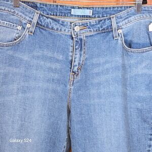 Levi's Women's 580 Boot Cut Jeans Medium Wash Size 18 S C‎